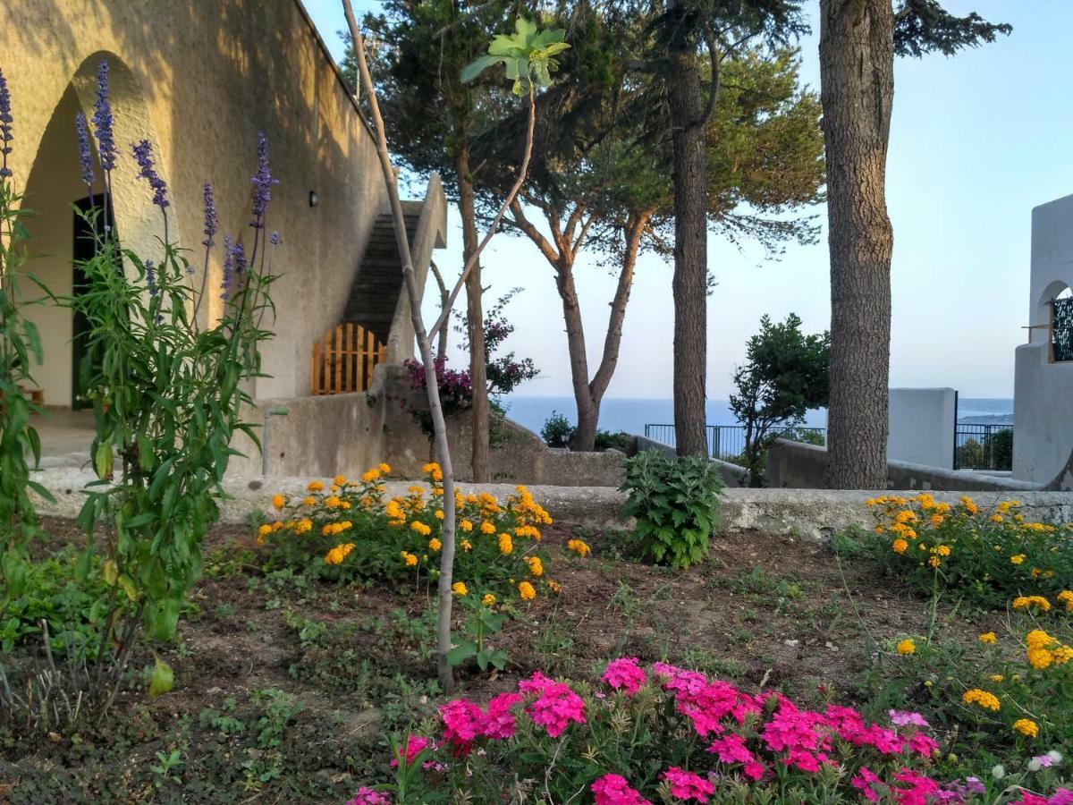 Villa Alda - Bilocali Vista Mare Санта-Чезареа-Терме Экстерьер фото
