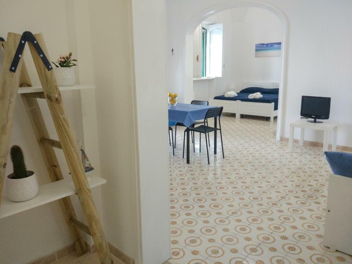 Villa Alda - Bilocali Vista Mare Санта-Чезареа-Терме Экстерьер фото