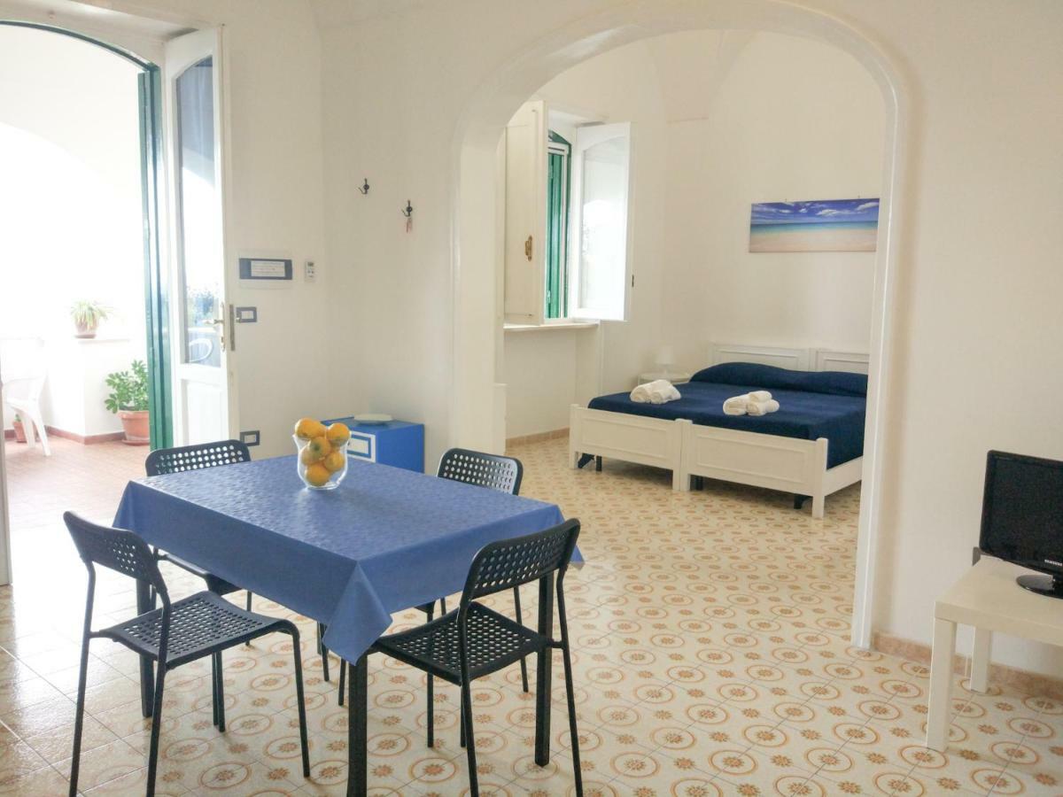 Villa Alda - Bilocali Vista Mare Санта-Чезареа-Терме Экстерьер фото