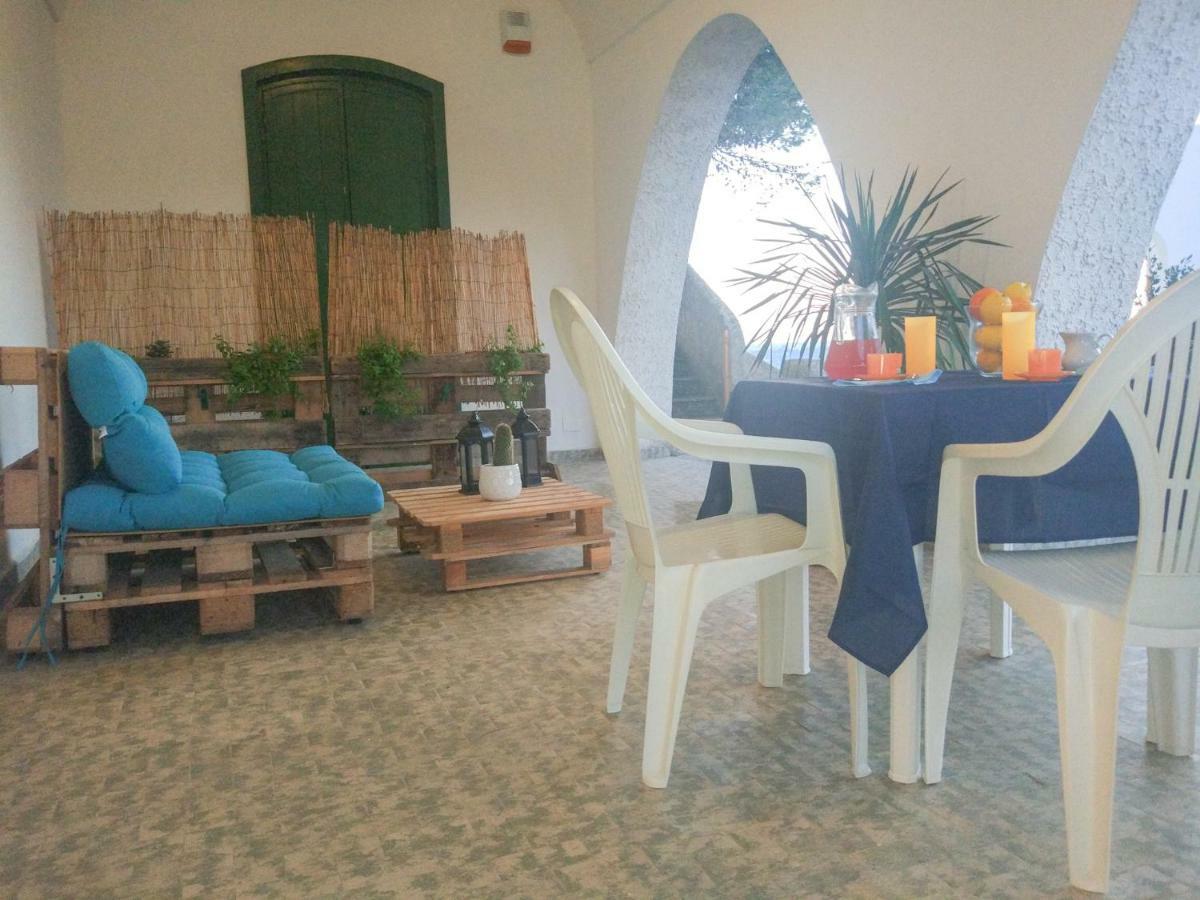 Villa Alda - Bilocali Vista Mare Санта-Чезареа-Терме Экстерьер фото